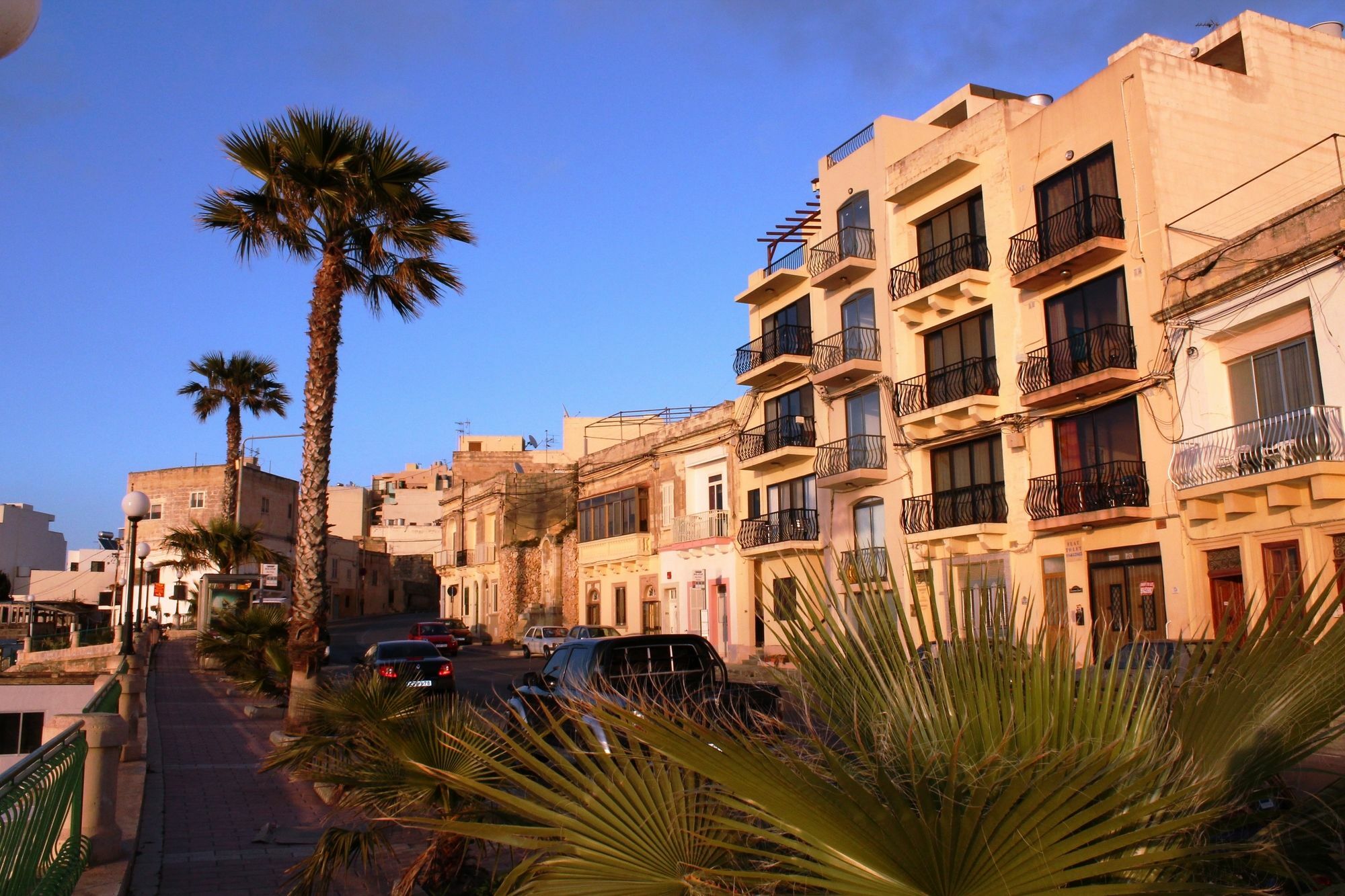 Harbour Lights Seafront 2 Bedroom Apartments With Panoramic Sea Views - By Getawaysmalta 圣保罗湾城 外观 照片